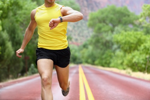 kak_vibrat_sportivniy_treker_14337495244694_image