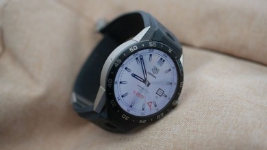 TAG Heuer умные часы