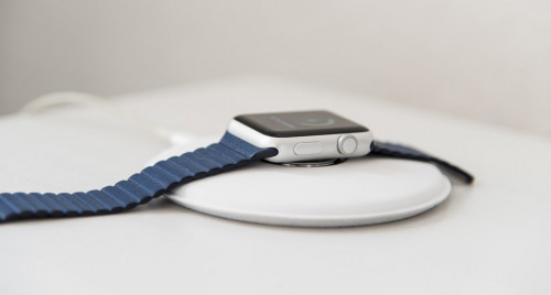 apple-watch-dock-1-rcm1024x0u