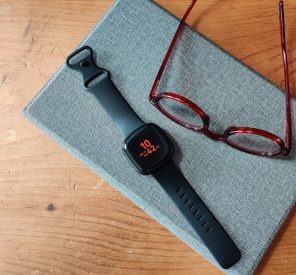 Fitbit-Versa-3-Review-Watch-with-Glasses-1200x675