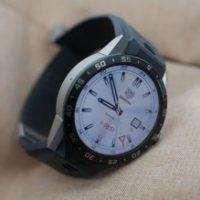 TAG Heuer умные часы