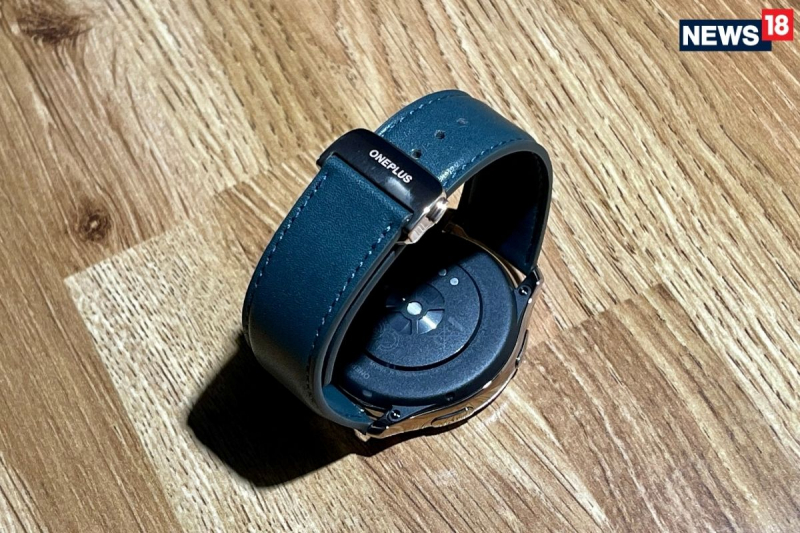 Обзор OnePlus Watch Cobalt Limited Edition: определенно чувствует себя премиальным, но вам нужно остерегаться Xiaomi Mi Watch Revolve Active