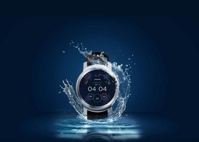 Motorola представляет новые мотоциклетные часы 100