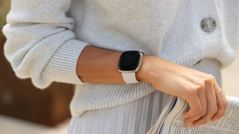 Fitbit Sense против Versa 3: сравниваем умные часы Fitbit