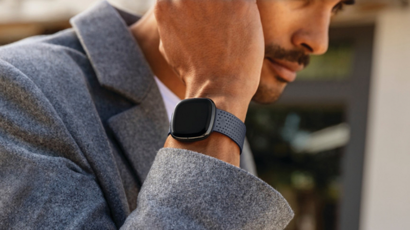 Fitbit Sense против Versa 3: сравниваем умные часы Fitbit